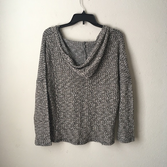 Top With Hoodie - Picture 2 of 7